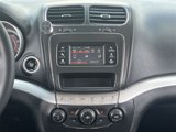 Used 2019 Dodge Journey SE image 3