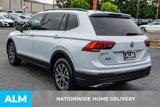 Used 2018 Volkswagen Tiguan SE w/ Panoramic Sunroof Package image 5