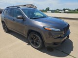 Used 2018 Jeep Cherokee Latitude w/ Altitude Package image 3