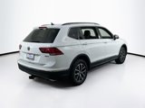 Used 2020 Volkswagen Tiguan SE w/ Panoramic Sunroof Package image 5