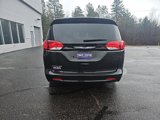 Used 2023 Chrysler Voyager LX image 4