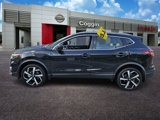 Used 2022 Nissan Rogue Sport SL w/ Premium Package image 3