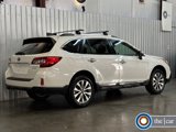 Used 2017 Subaru Outback 2.5i Touring image 4