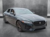 Used 2022 Jaguar XF SE image 3