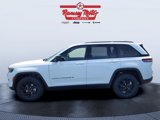 New 2025 Jeep Grand Cherokee Altitude image 2