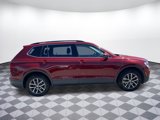 Used 2019 Volkswagen Tiguan SE w/ Panoramic Sunroof Package image 2