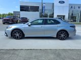 Used 2024 Toyota Camry SE image 2