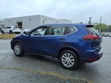 Used 2018 Nissan Rogue S image 2