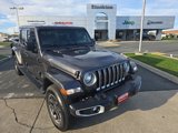 Used 2021 Jeep Gladiator Overland image 2