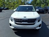Used 2021 Kia Seltos LX image 2