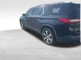 Used 2020 Chevrolet Traverse LT w/ LT Premium Package image 2