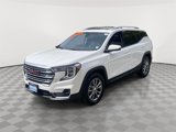 Used 2022 GMC Terrain SLT w/ Tech Package image 3