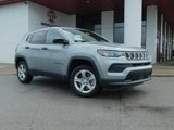 Used 2023 Jeep Compass Sport image 2