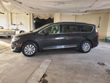 Used 2018 Chrysler Pacifica Touring-L Plus image 5