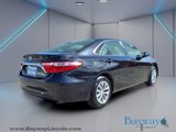 Used 2017 Toyota Camry LE image 4