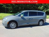 Certified 2022 Chrysler Pacifica Touring-L image 2
