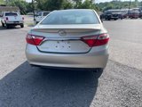 Used 2017 Toyota Camry SE image 6