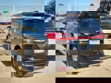 New 2025 Chrysler Pacifica Select image 3
