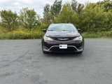 Used 2017 Chrysler Pacifica Touring-L Plus image 2