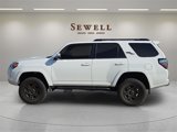 Used 2019 Toyota 4Runner 4WD image 2
