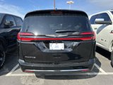 New 2025 Chrysler Pacifica Select image 4