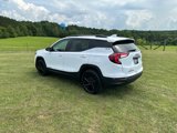 Used 2024 GMC Terrain SLE w/ Driver Convenience Package image 3