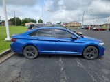 Used 2022 Volkswagen Jetta SE image 2