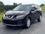Used 2015 Nissan Rogue S image 2