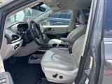 Used 2021 Chrysler Pacifica Touring-L image 5