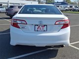 Used 2014 Toyota Camry L image 5