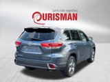 Used 2017 Toyota Highlander Limited Platinum image 2