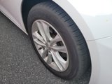 Used 2018 Chevrolet Malibu LT w/ Leather Package image 4