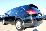 Used 2016 Kia Sorento LX image 4