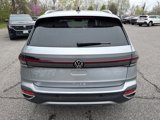 New 2025 Volkswagen Taos SE image 2