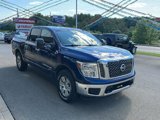 Used 2018 Nissan Titan SV image 2