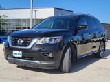 Used 2017 Nissan Pathfinder S image 2