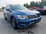 Used 2019 Volkswagen Tiguan SE w/ Panoramic Sunroof Package image 3
