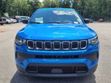 Used 2024 Jeep Compass Sport image 2