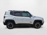 Used 2016 Jeep Renegade Trailhawk image 4