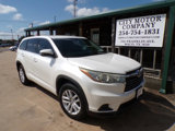 Used 2015 Toyota Highlander LE image 2
