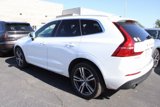 Used 2021 Volvo XC60 T5 Momentum w/ Premium Package image 2