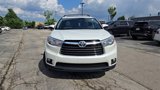 Used 2016 Toyota Highlander XLE image 4