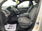 Used 2018 Ford Explorer XLT image 4