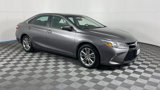 Used 2017 Toyota Camry SE image 2