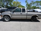 Used 2000 Chevrolet S10 Pickup LS w/ Preferred Equipment Group image 5
