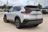 Used 2023 Nissan Rogue SV image 2