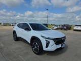 Used 2024 Chevrolet Trax RS w/ Driver Confidence Package image 2
