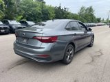 Used 2022 Volkswagen Jetta SE image 3