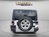 Used 2014 Jeep Wrangler Unlimited Sahara image 3
