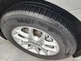 Used 2023 Chrysler Pacifica Touring-L image 3
